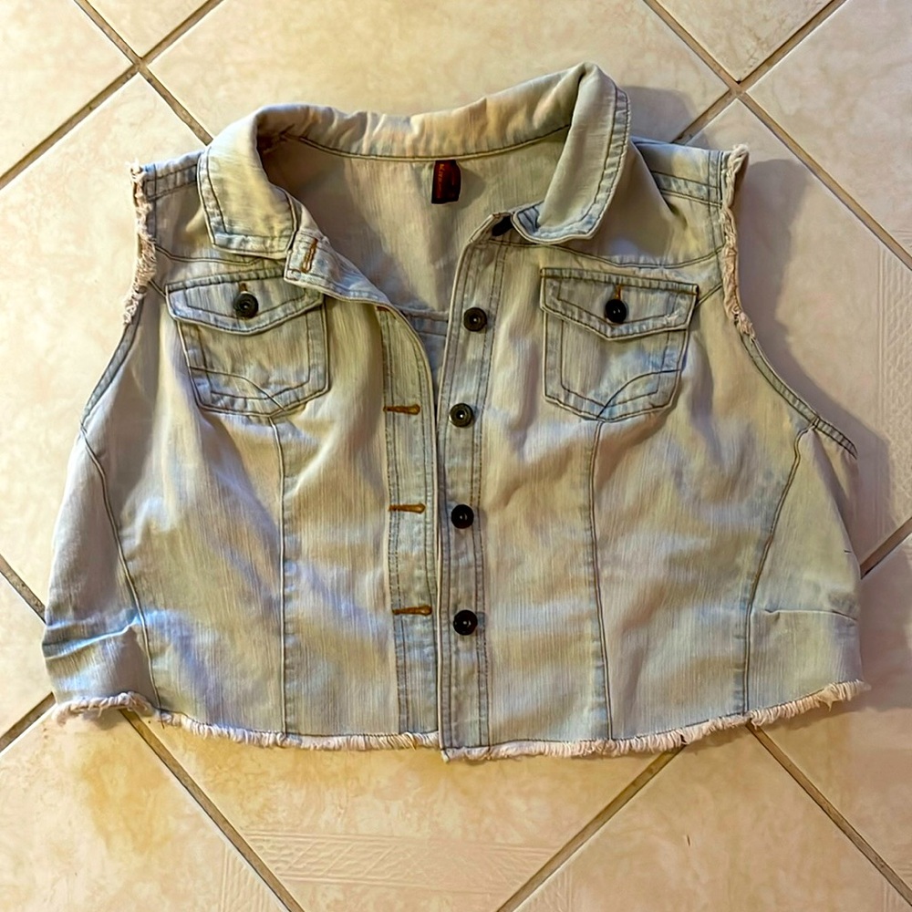 Light Demin Vest Size 3x